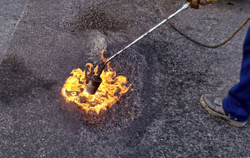 Maxey flat roofing repairs